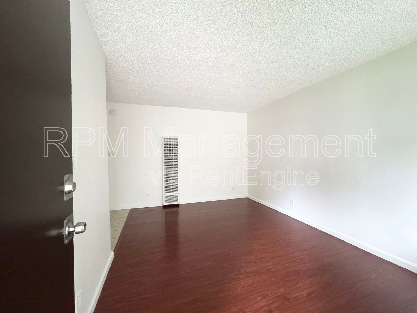 Gallery Image 0