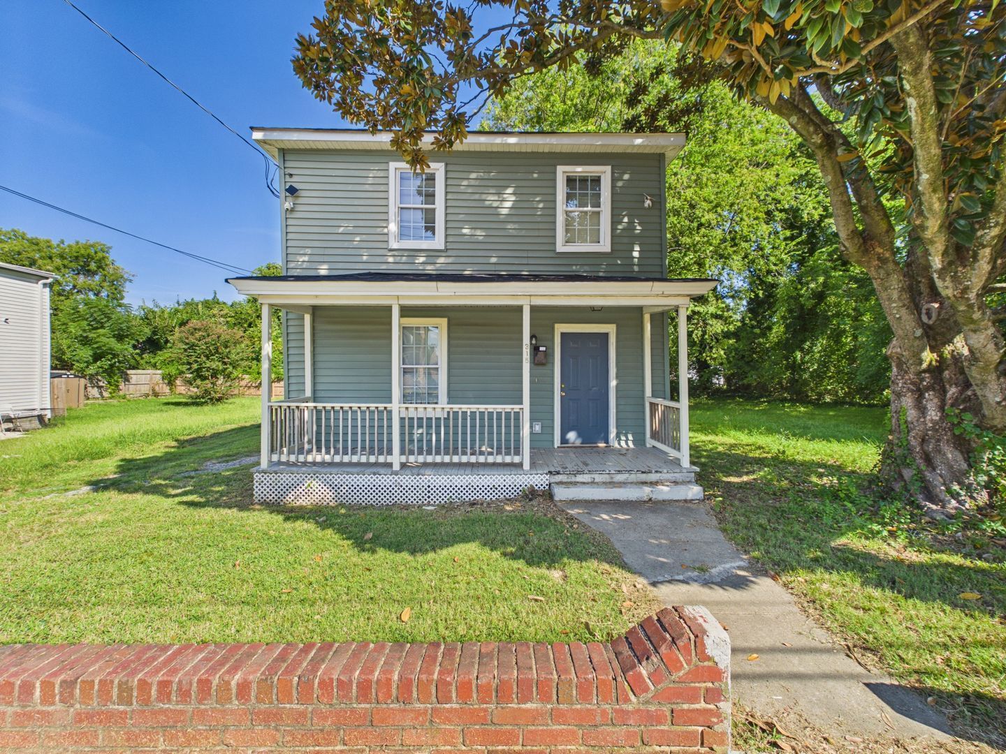 Gallery Image 0