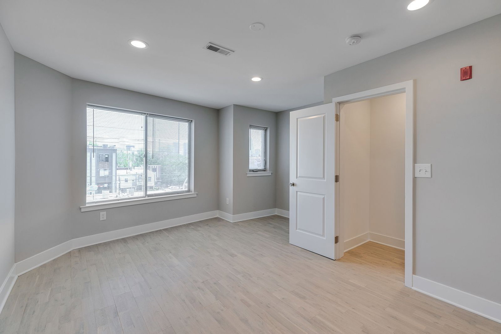 Gallery Image 12