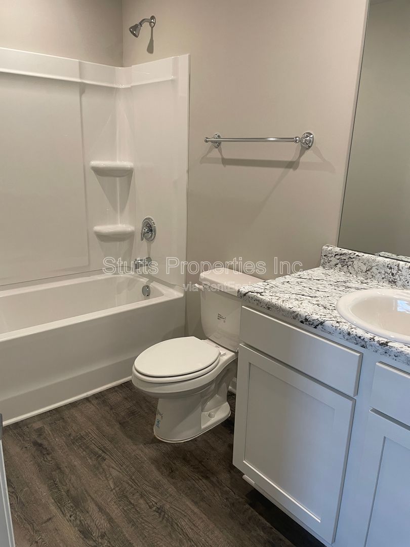 Gallery Image 12