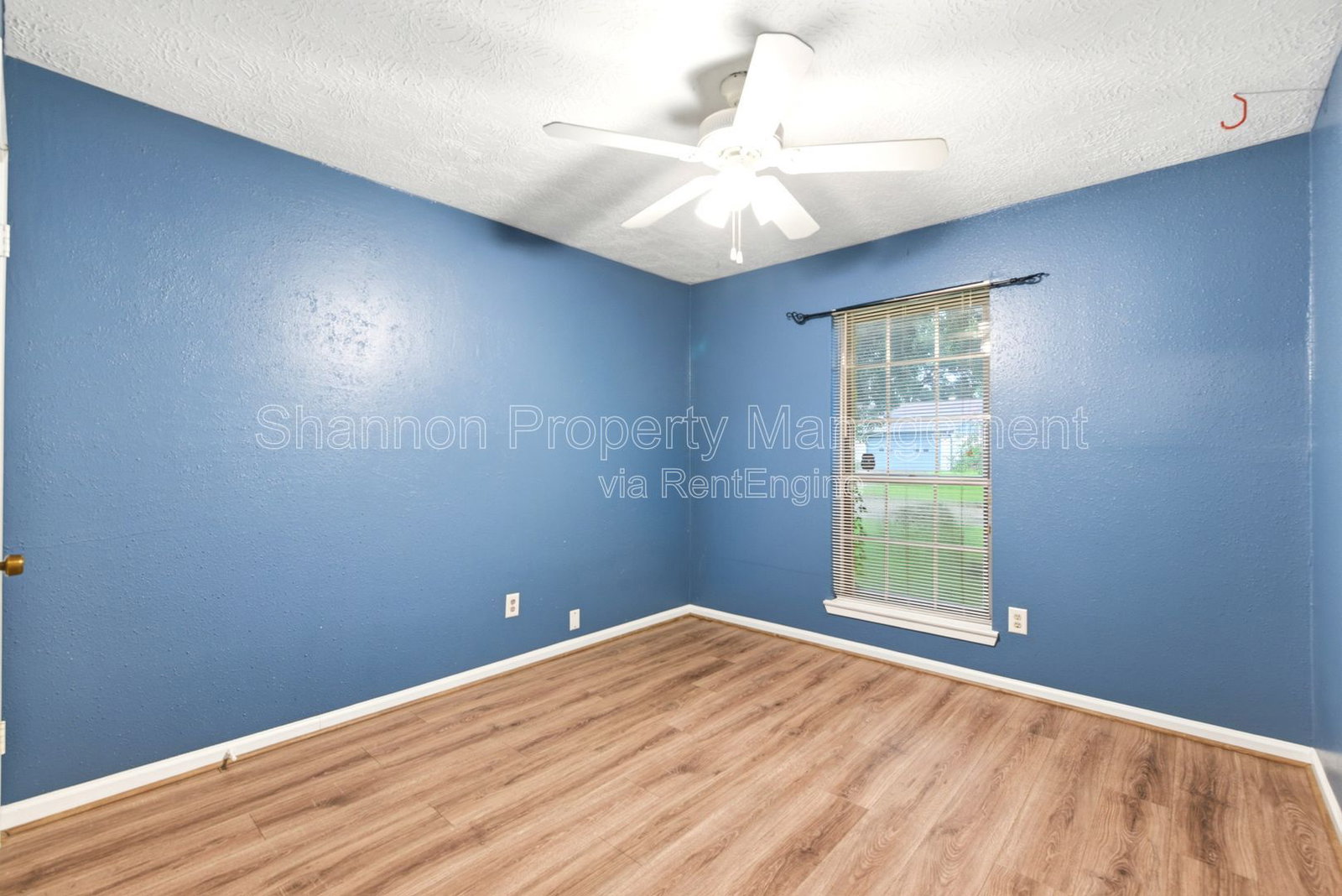 Gallery Image 25