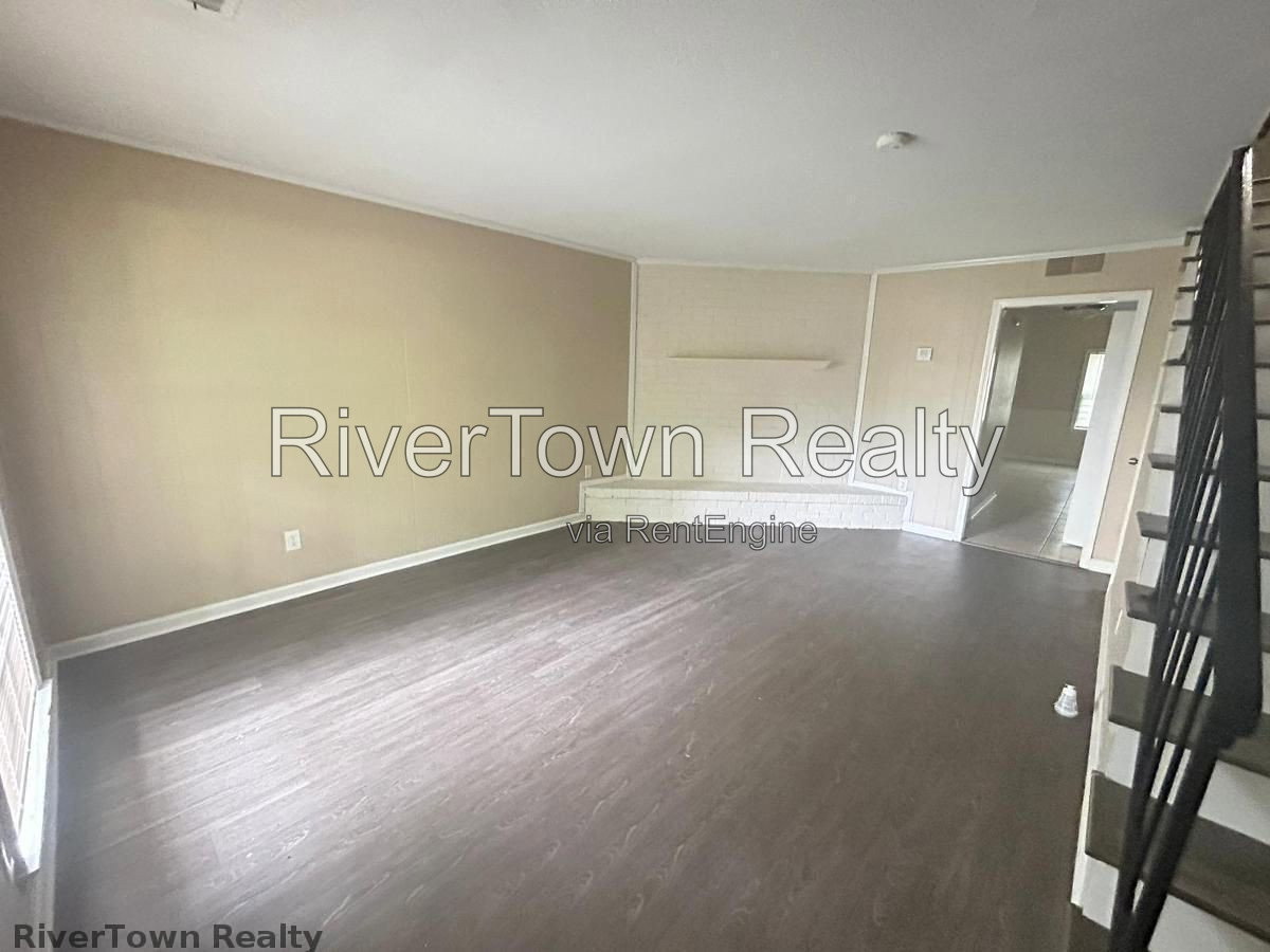 Gallery Image 14