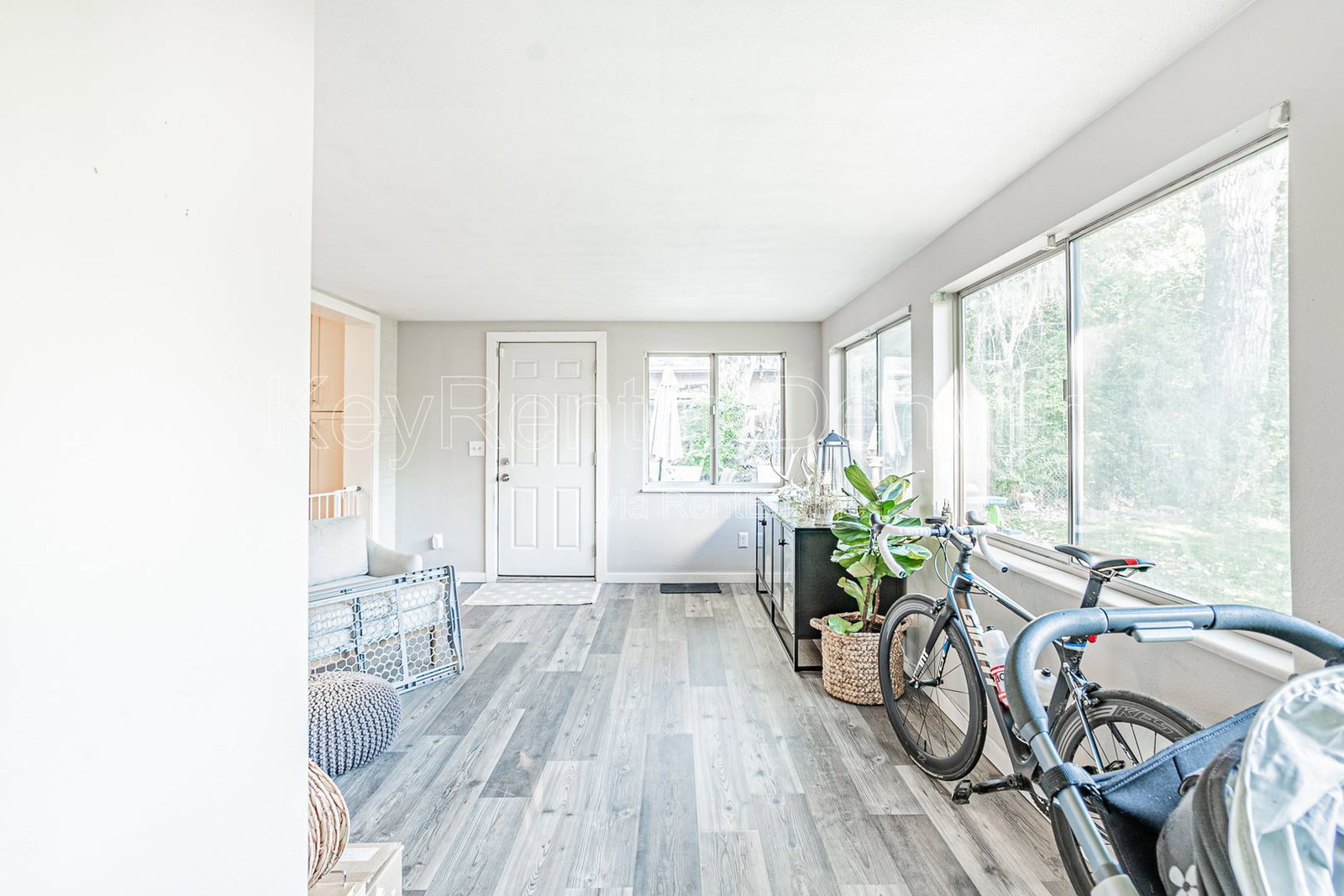 Gallery Image 16