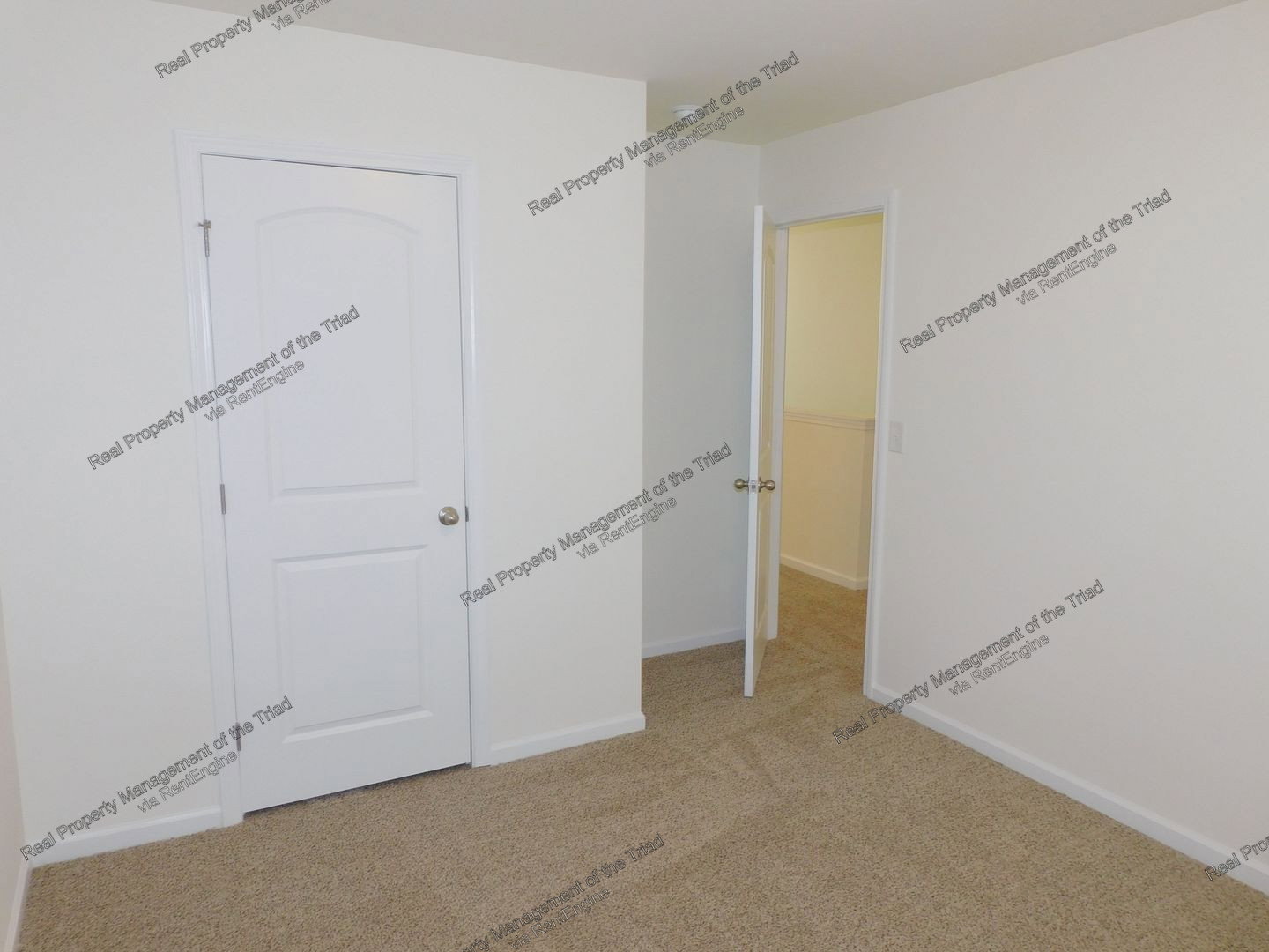 Gallery Image 17