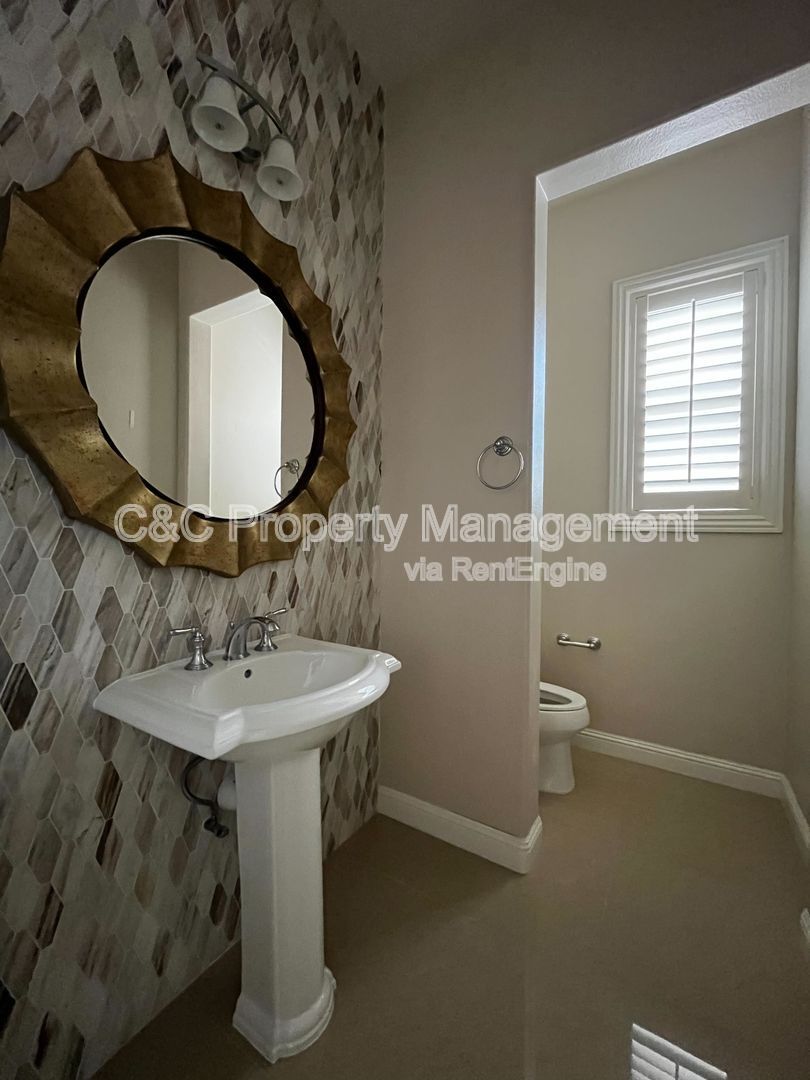 Gallery Image 14