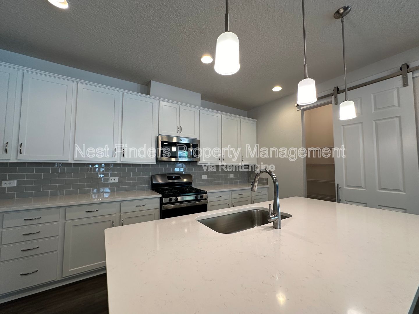 Gallery Image 16