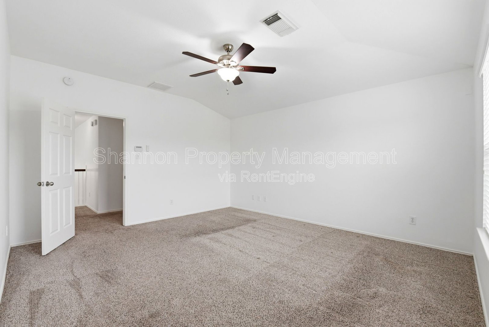 Gallery Image 30