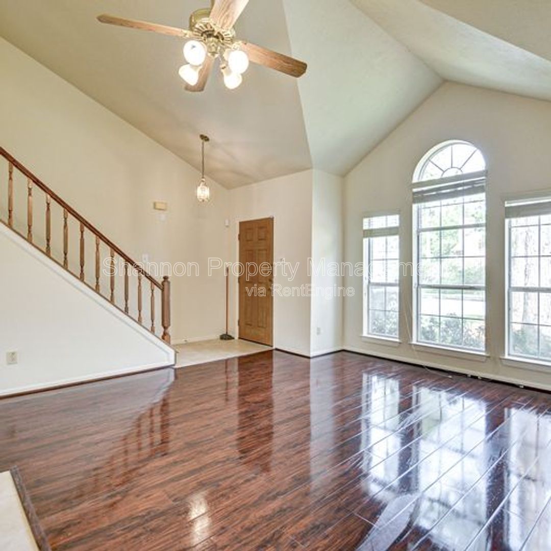 Gallery Image 16