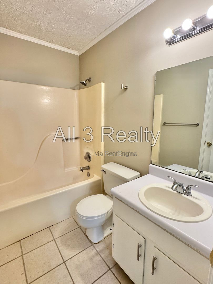 Gallery Image 17
