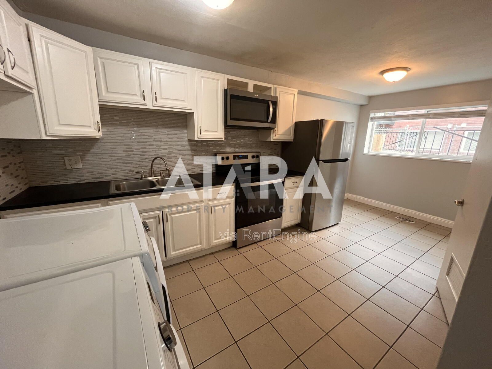Gallery Image 13