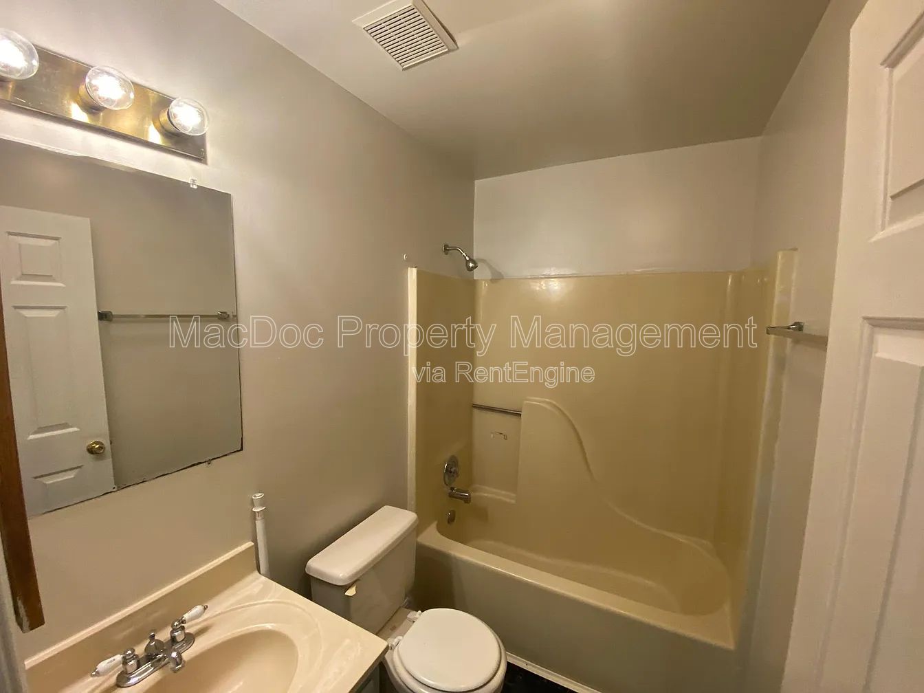 Gallery Image 19