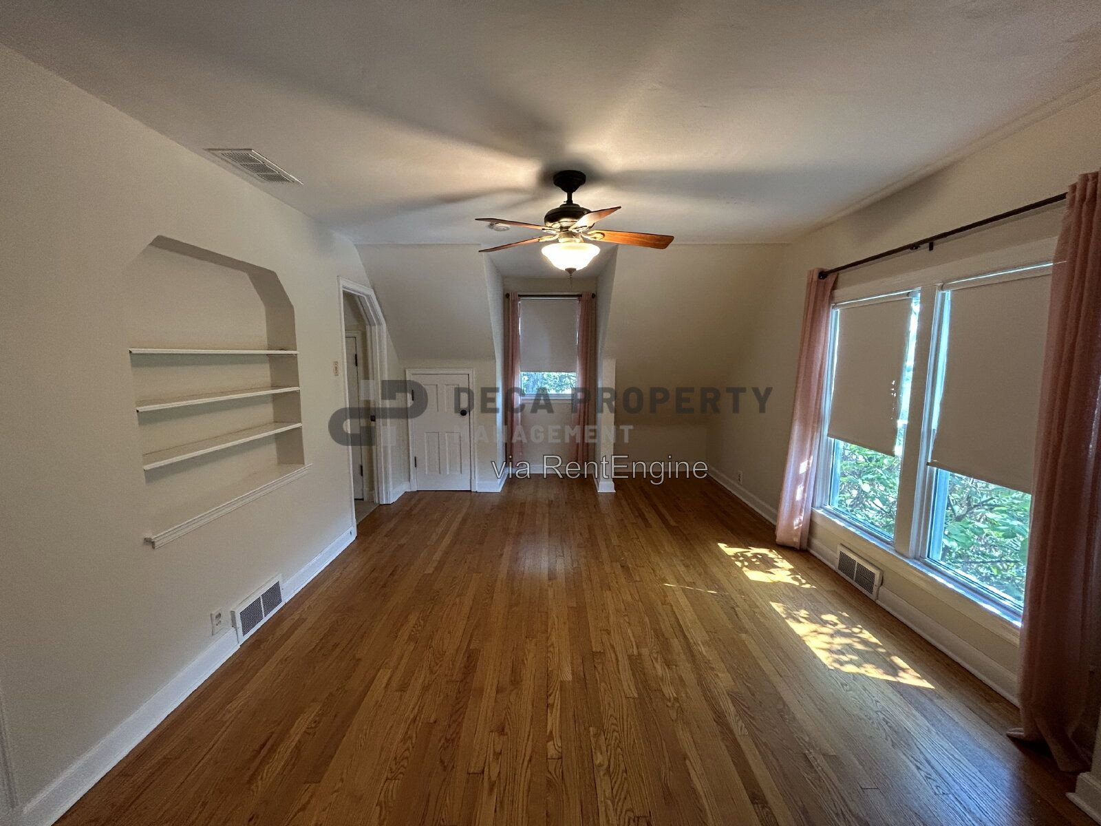 Gallery Image 16