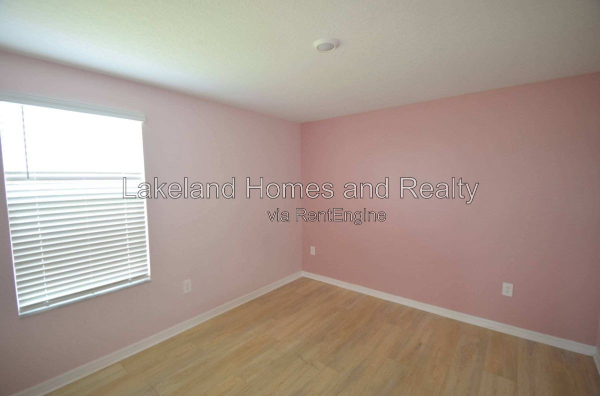 Gallery Image 34