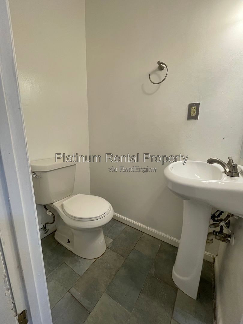 Gallery Image 32
