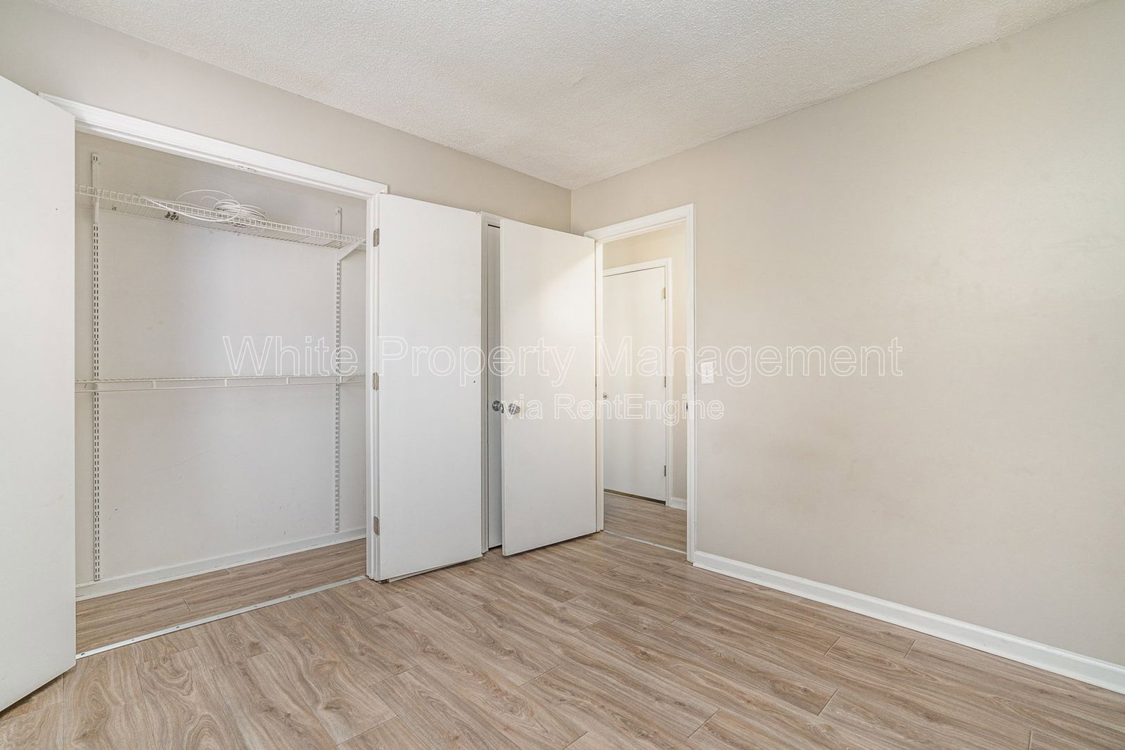 Gallery Image 19