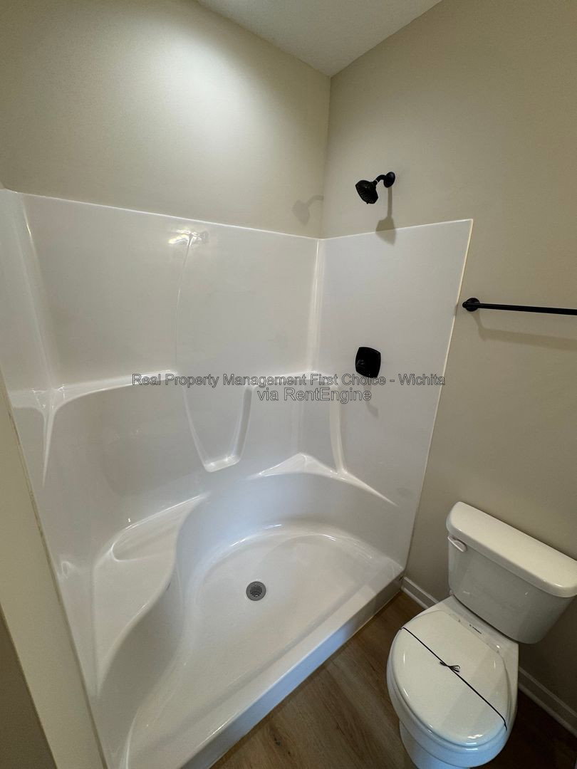 Gallery Image 16