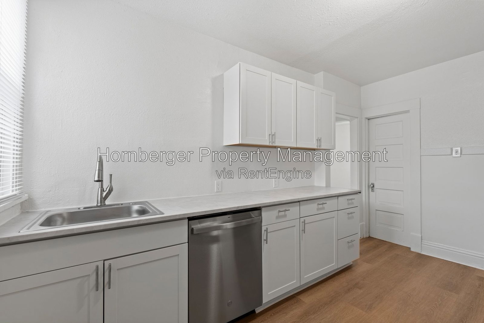 Gallery Image 0