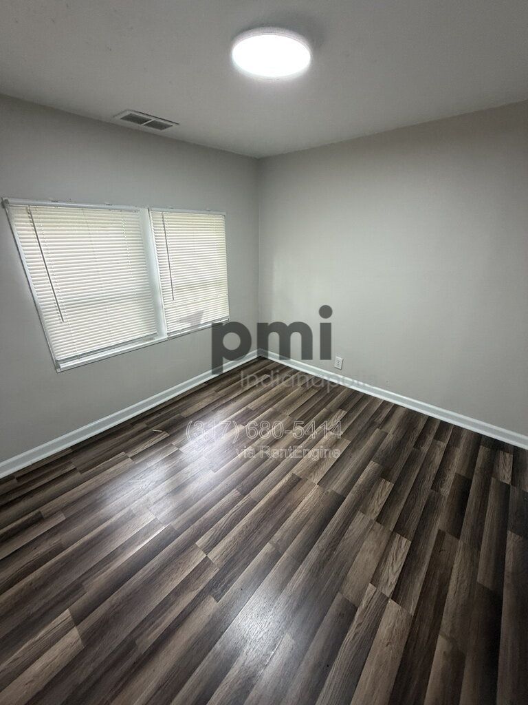 Gallery Image 23