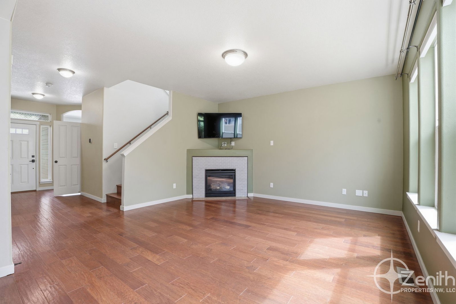 Gallery Image 14