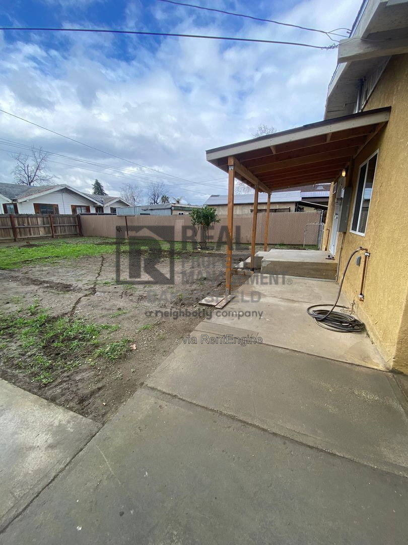 Gallery Image 16