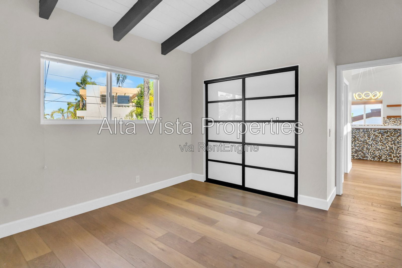 Gallery Image 18