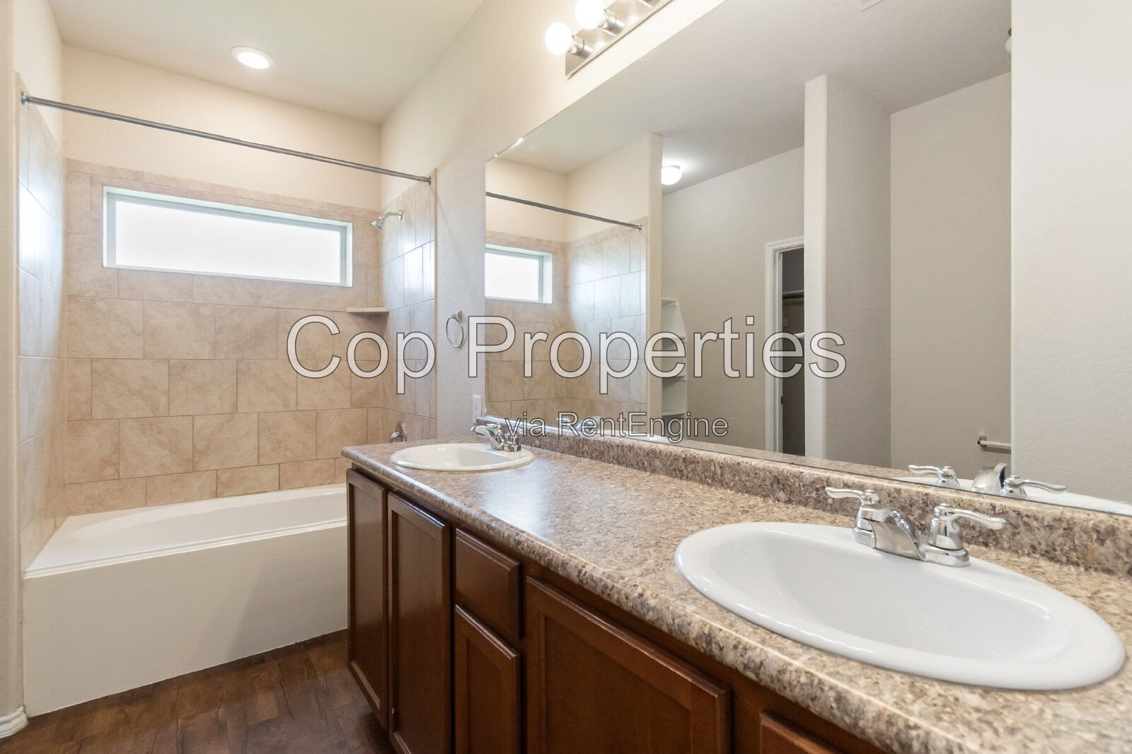 Gallery Image 17