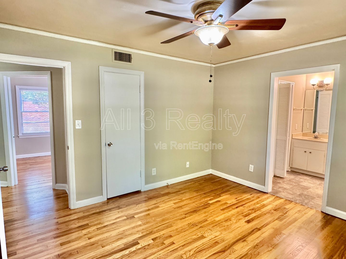 Gallery Image 19