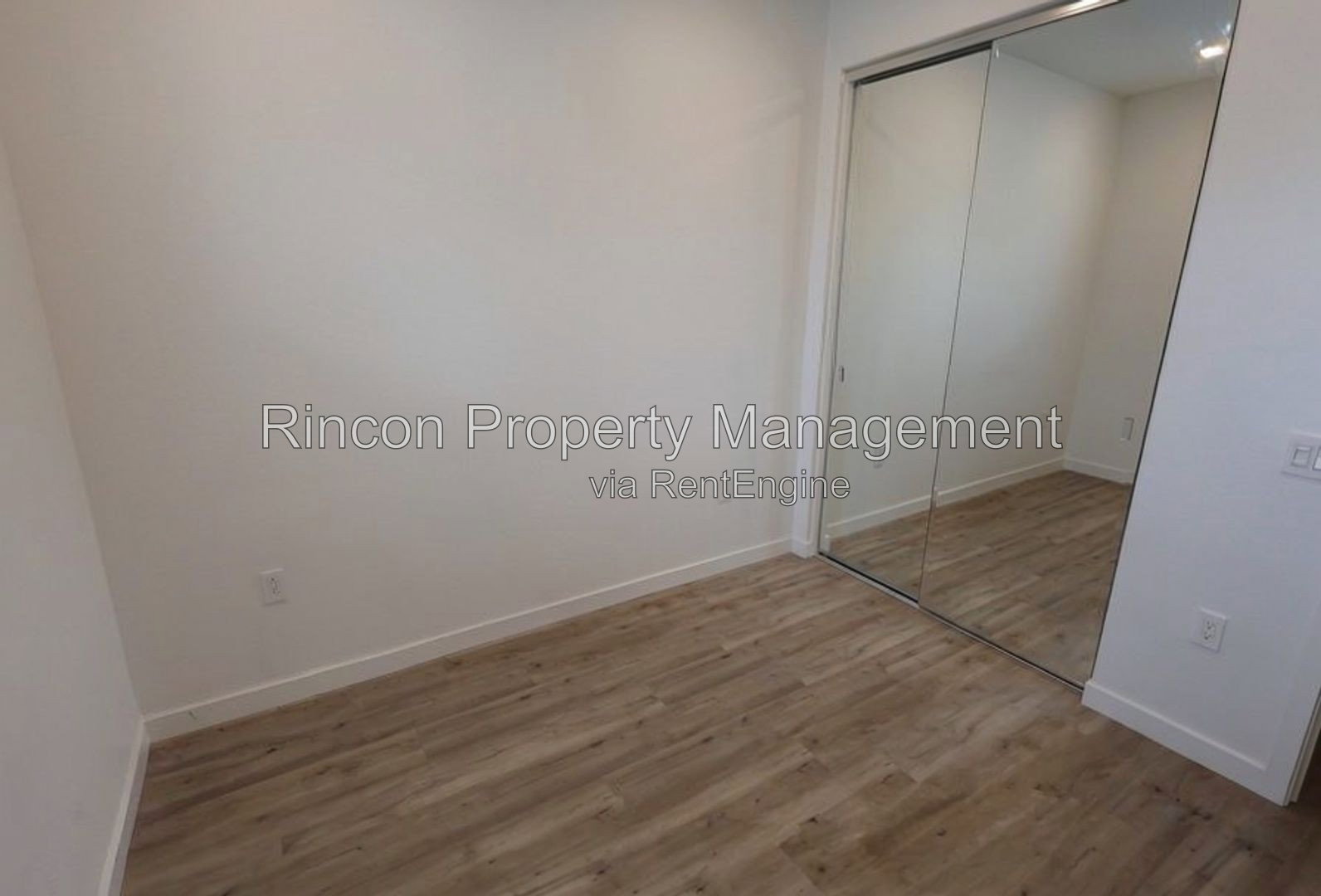 Gallery Image 19