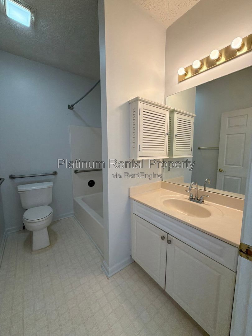 Gallery Image 16