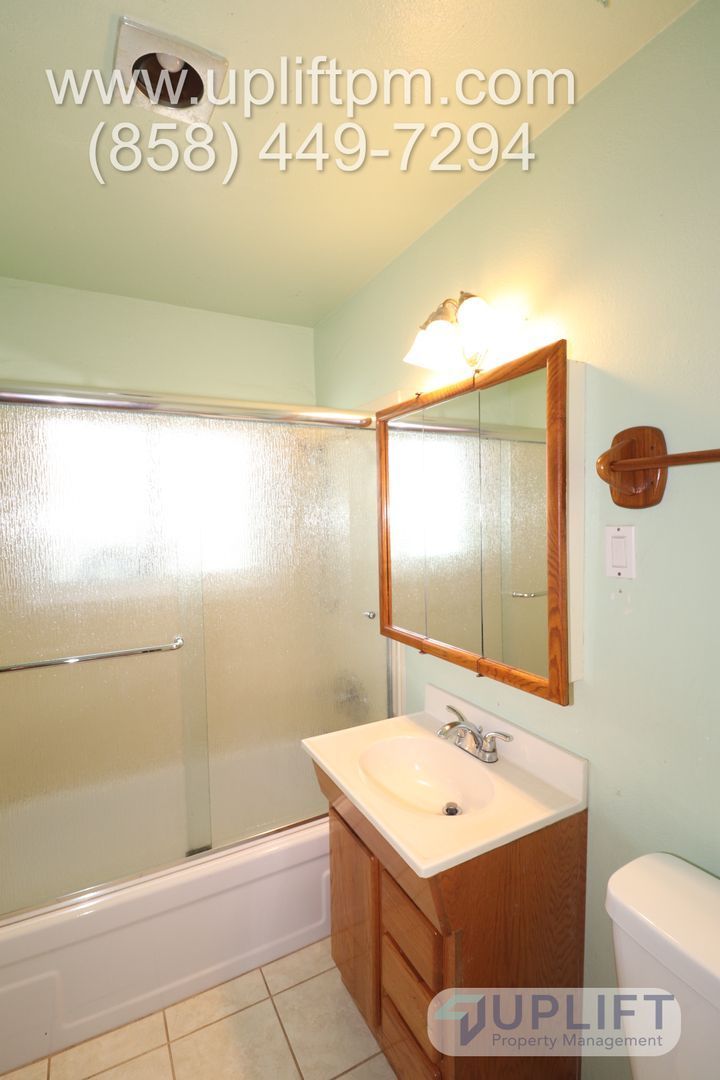Gallery Image 13