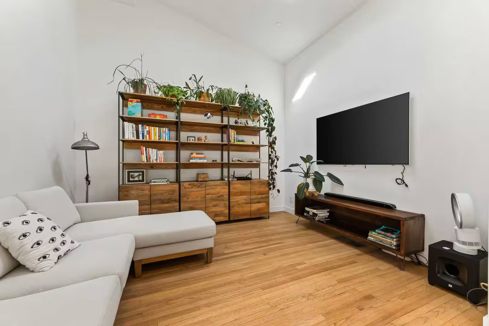 Gallery Image 10