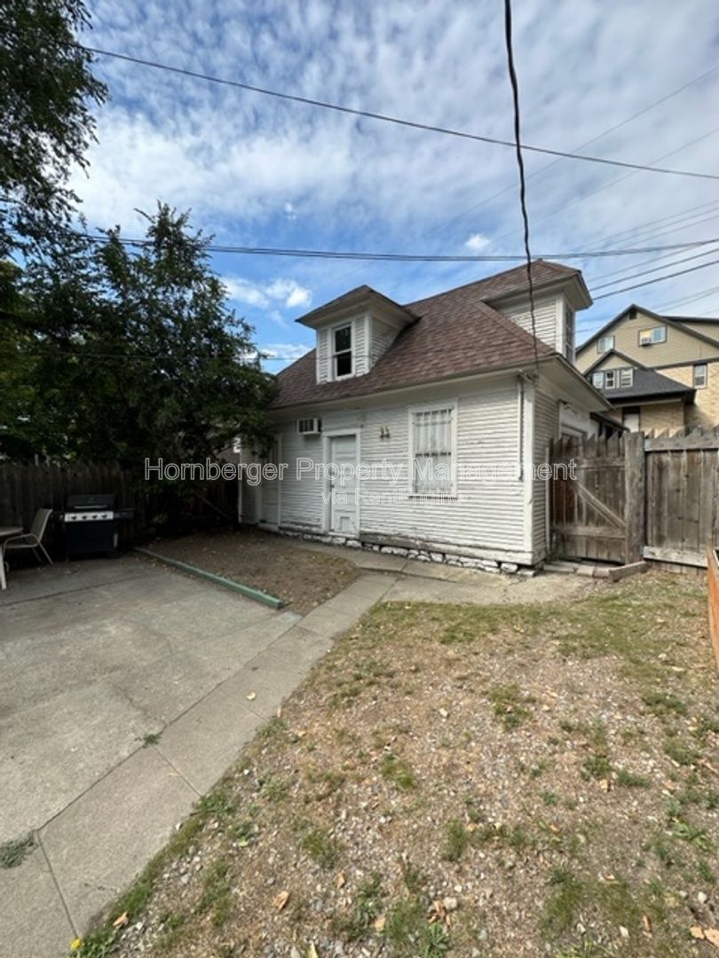 Gallery Image 9