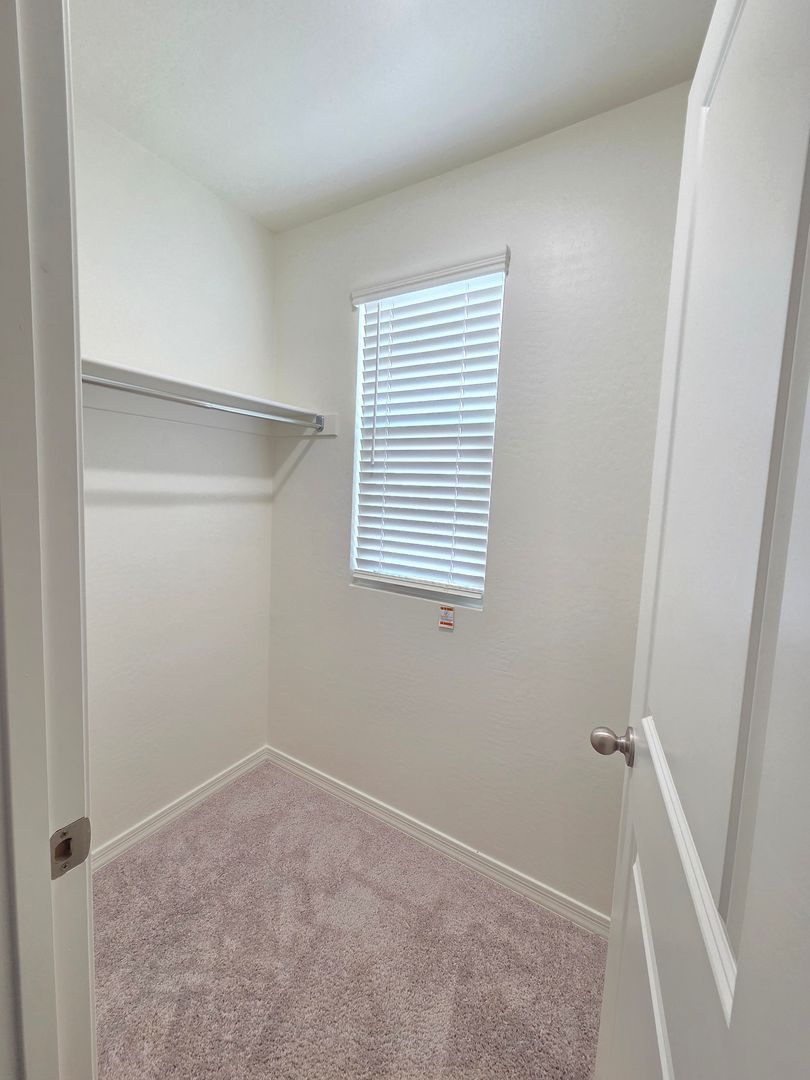 Gallery Image 38