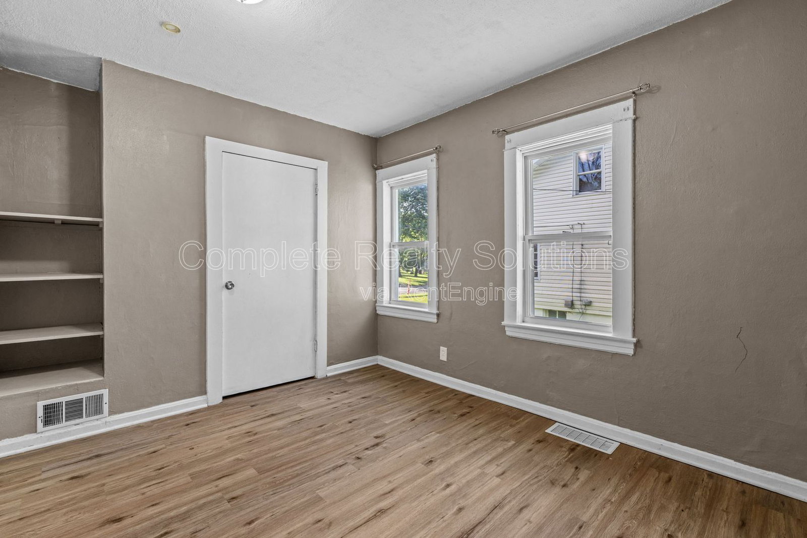 Gallery Image 14
