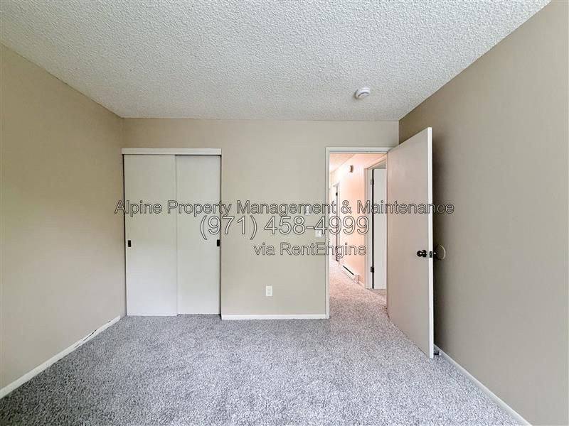 Gallery Image 19