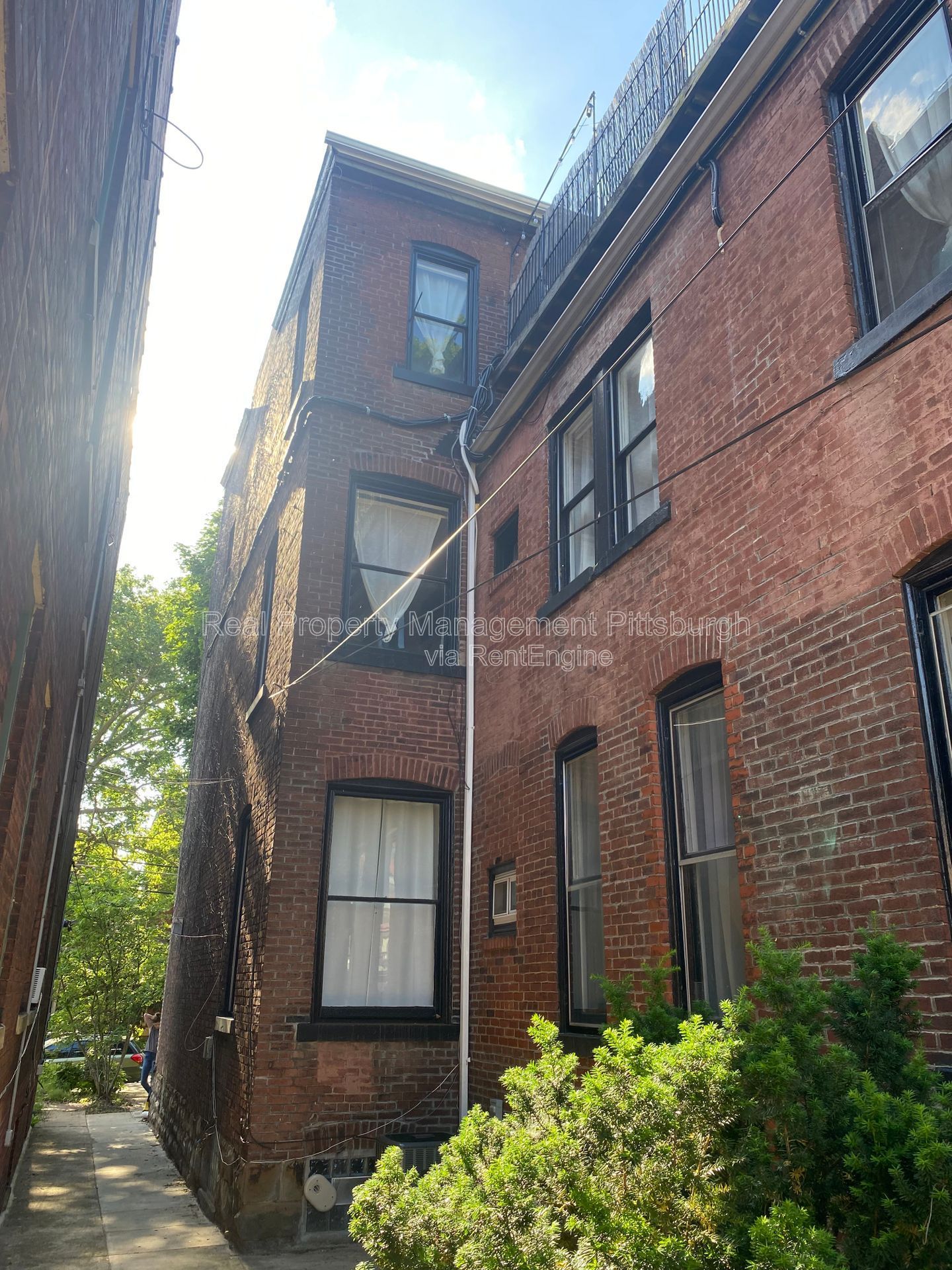 Gallery Image 37