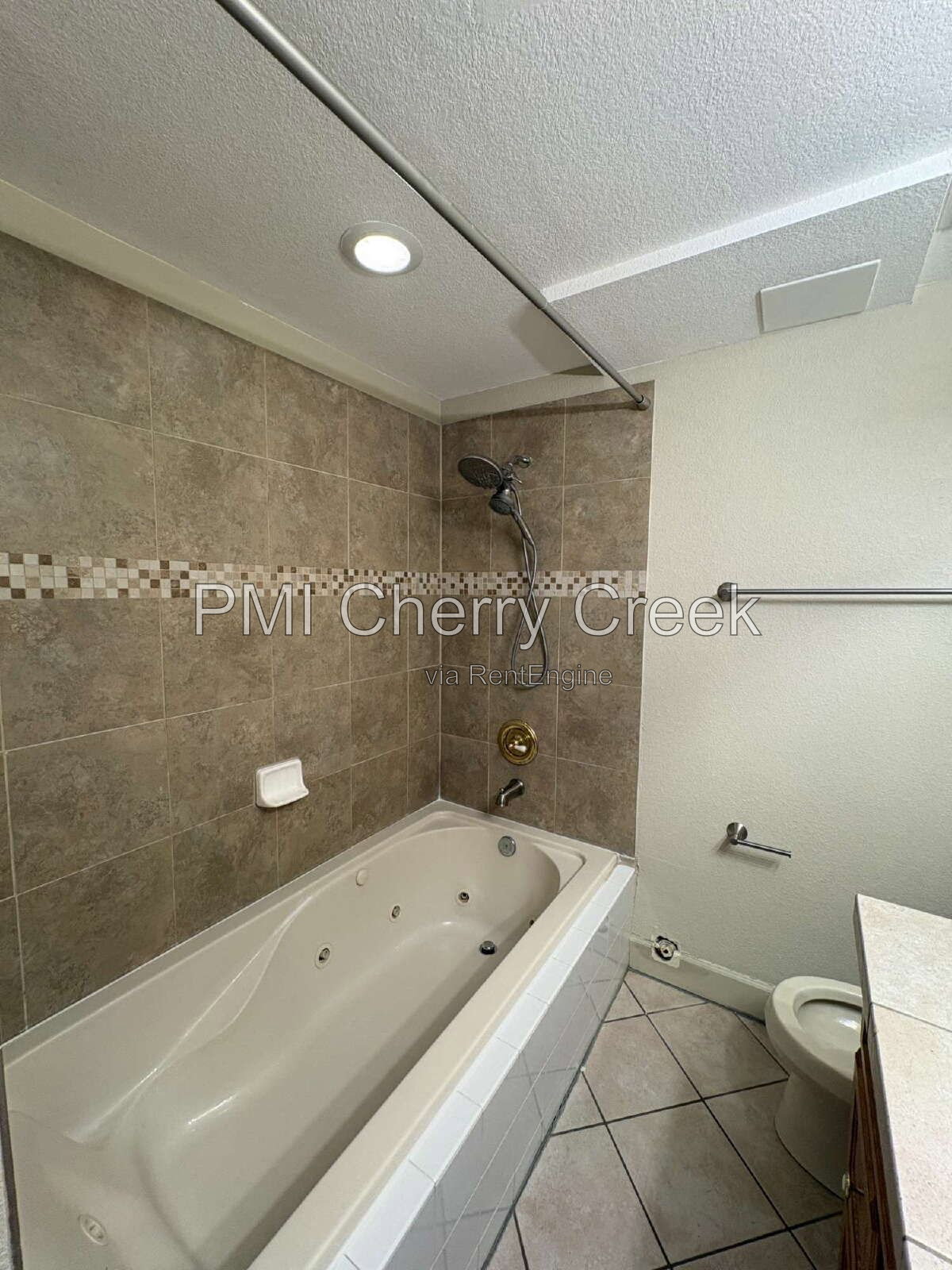 Gallery Image 41