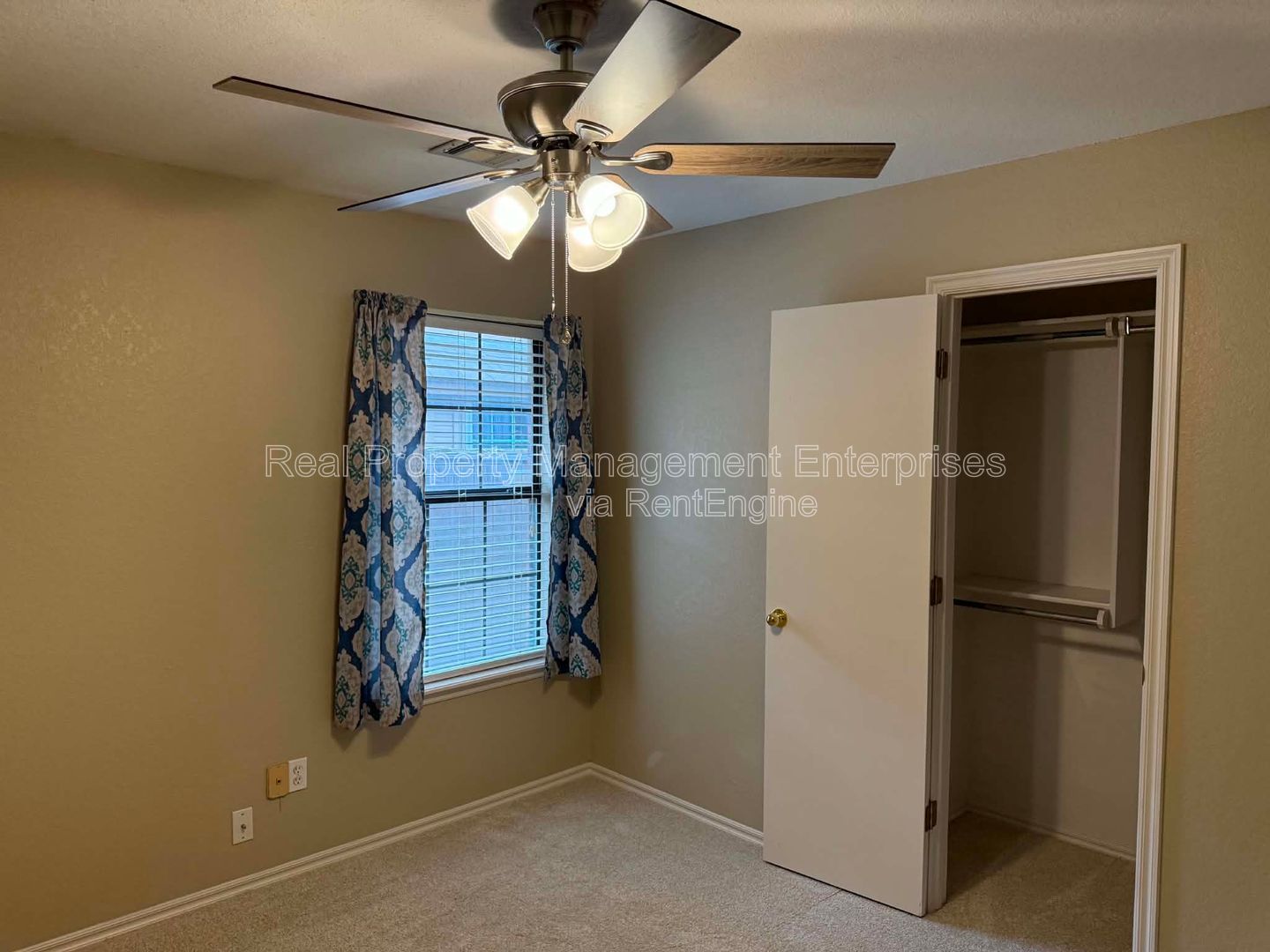Gallery Image 18