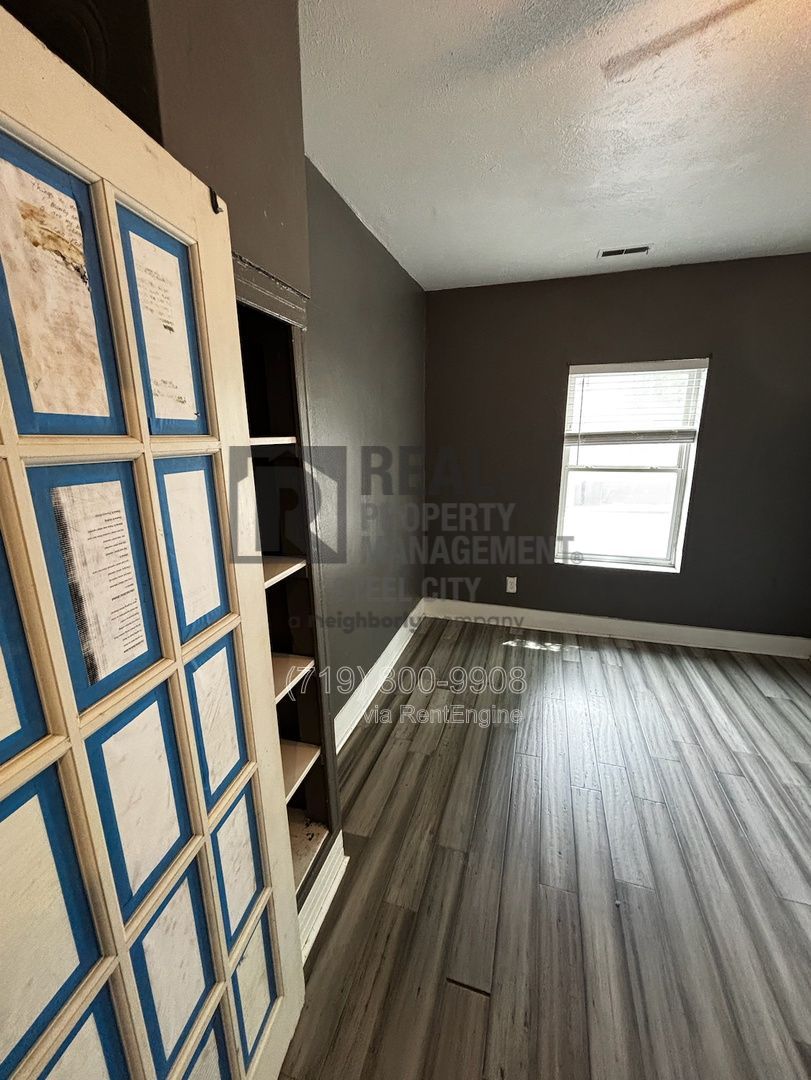 Gallery Image 19