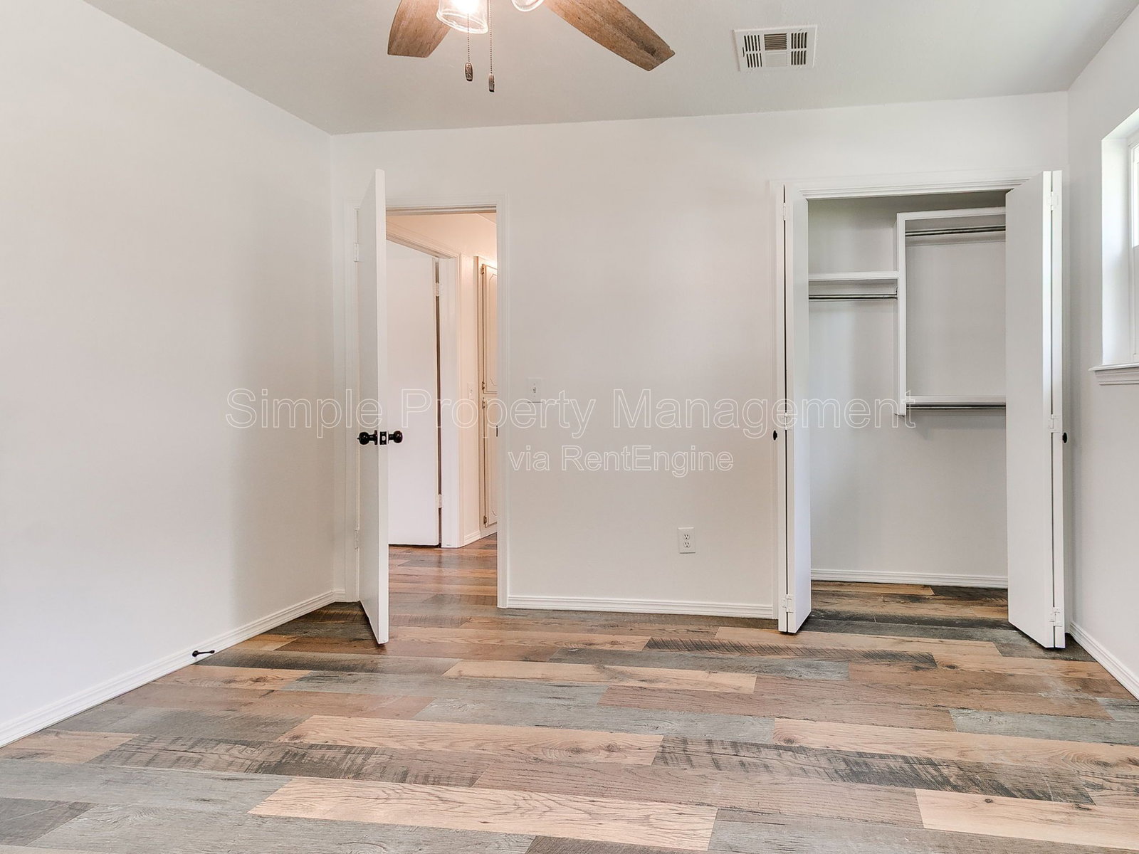 Gallery Image 21