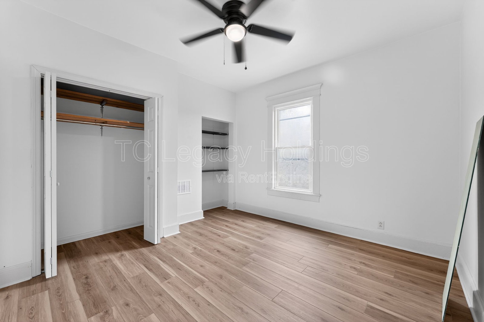 Gallery Image 30