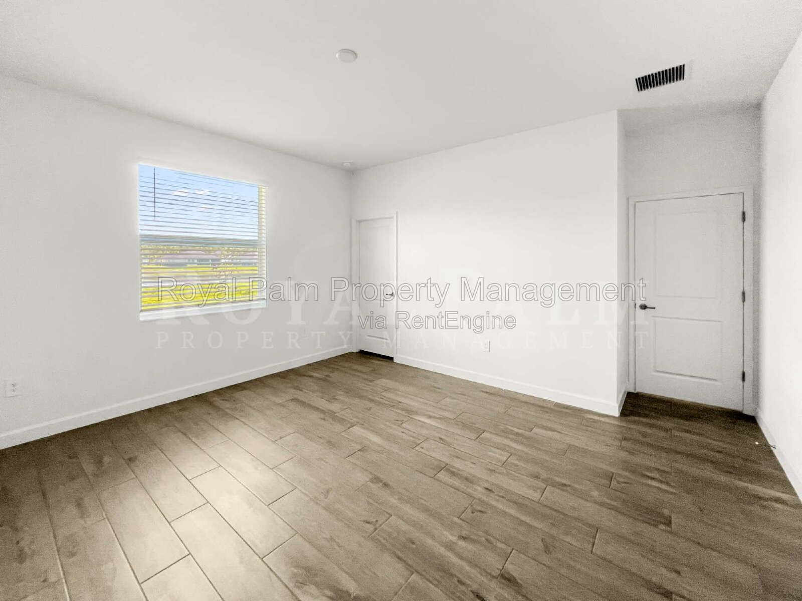 Gallery Image 22
