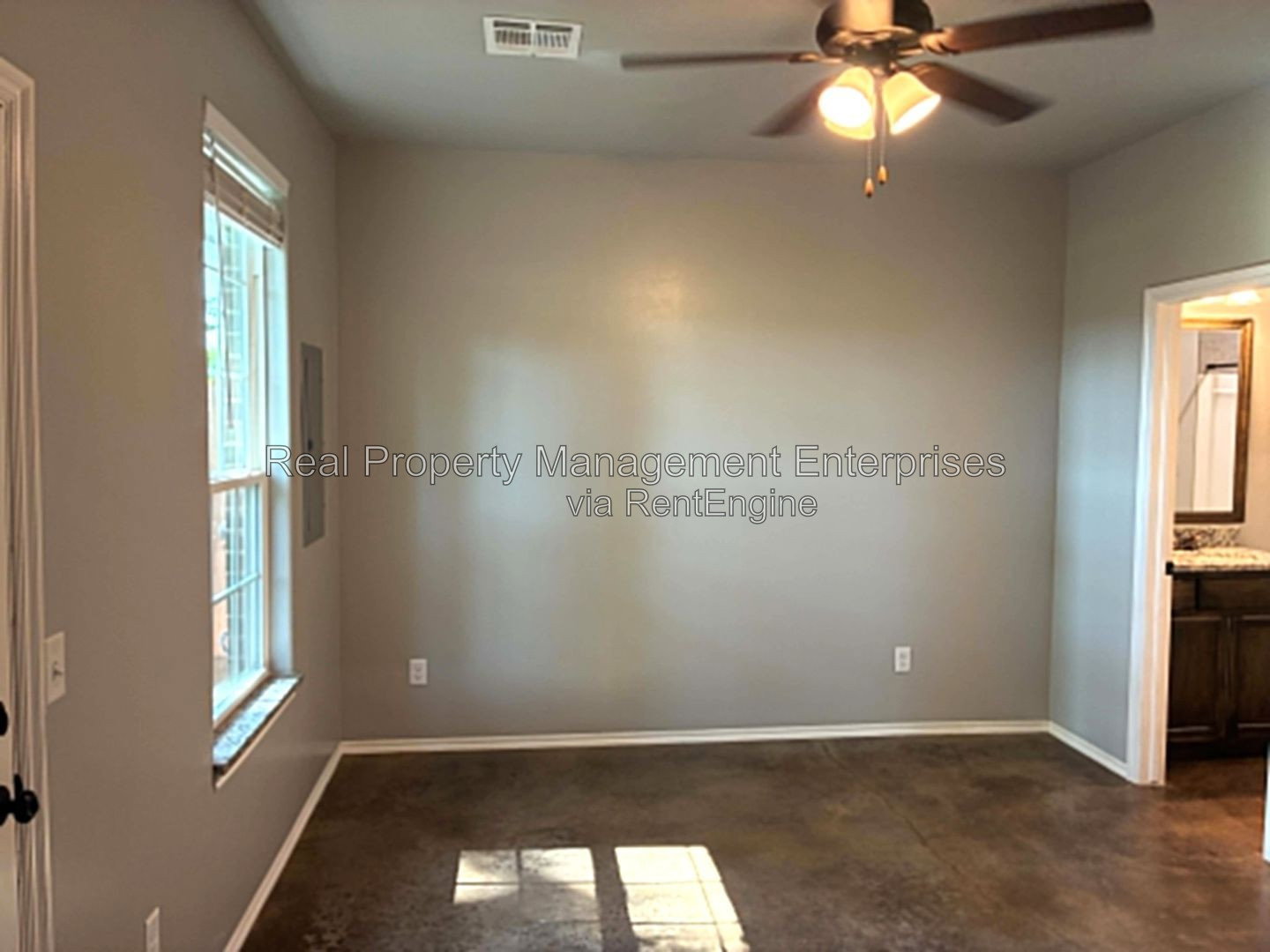 Gallery Image 17