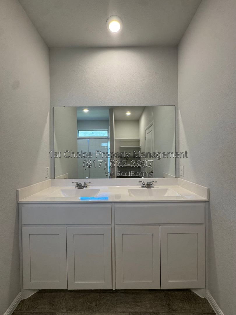 Gallery Image 21