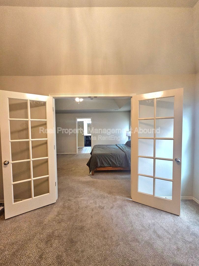 Gallery Image 25