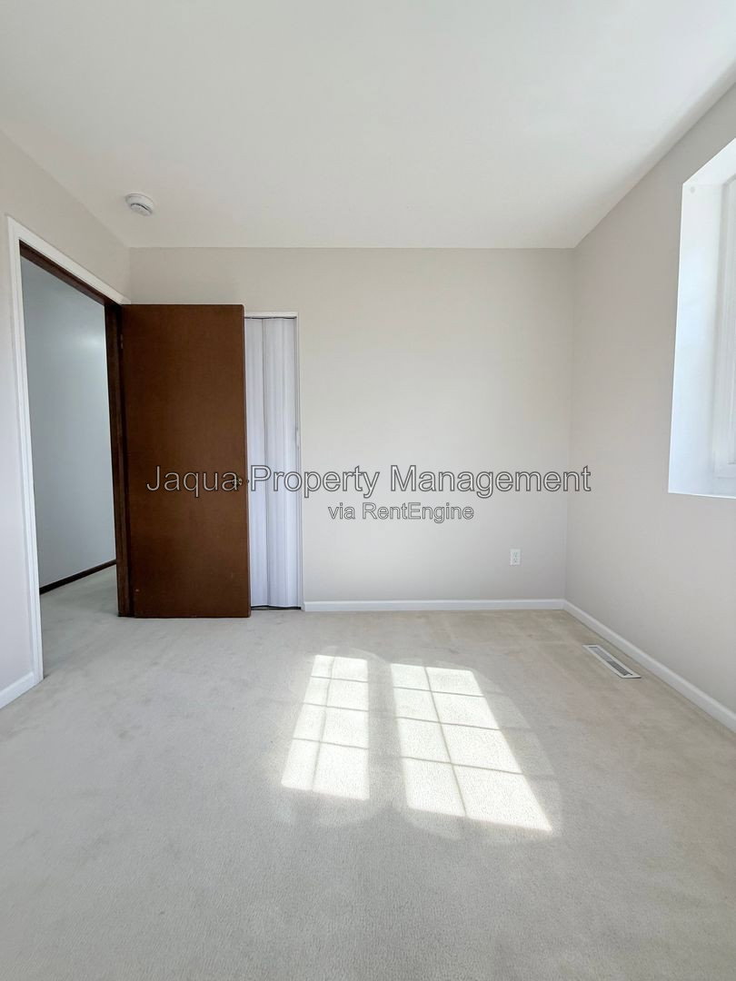 Gallery Image 19