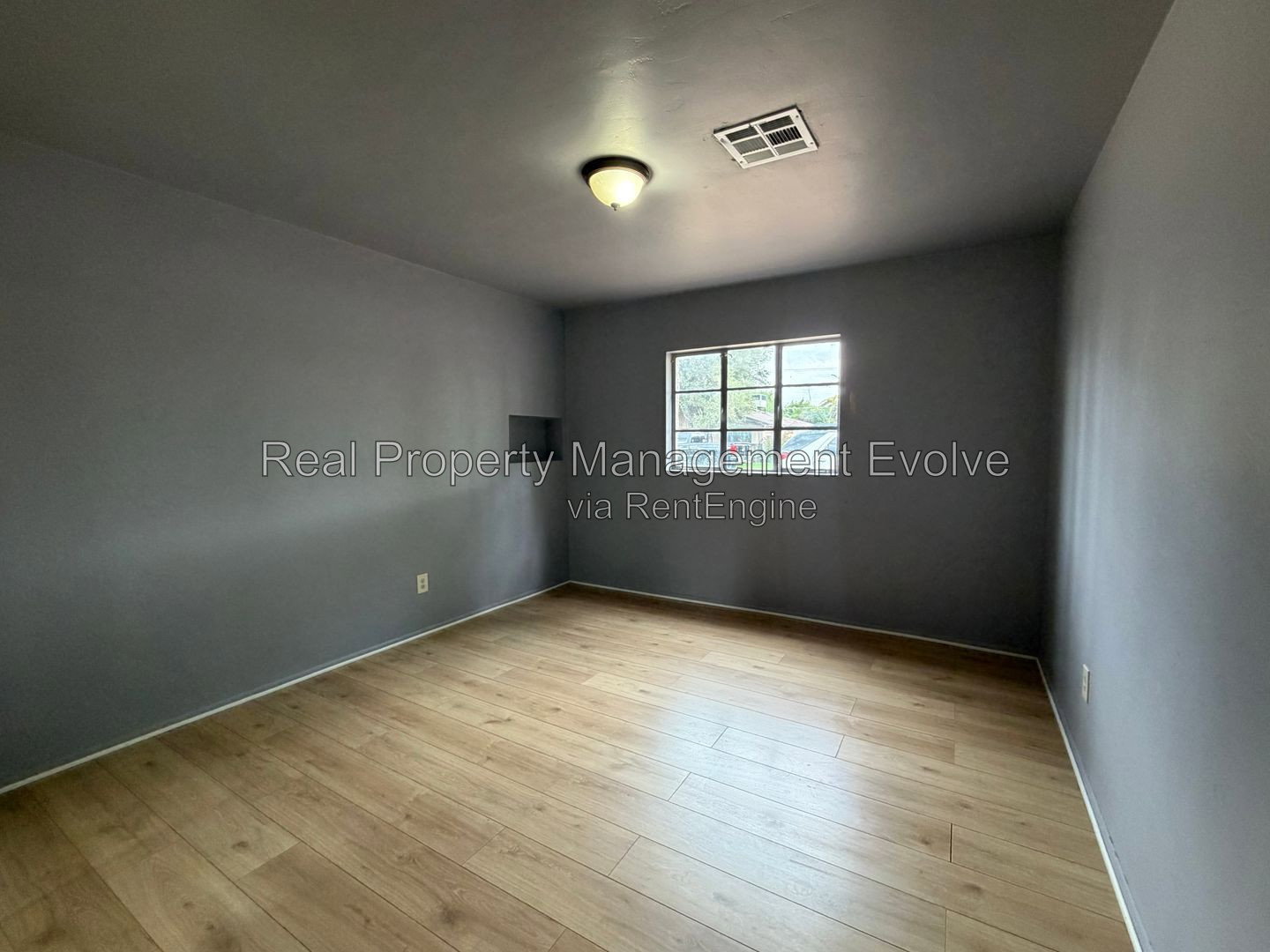 Gallery Image 17