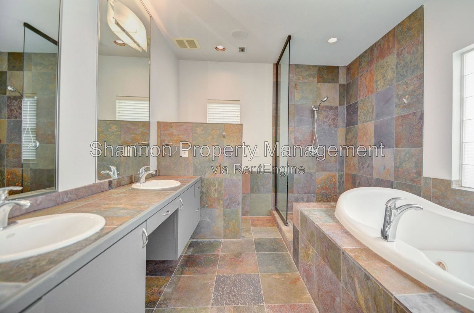 Gallery Image 16
