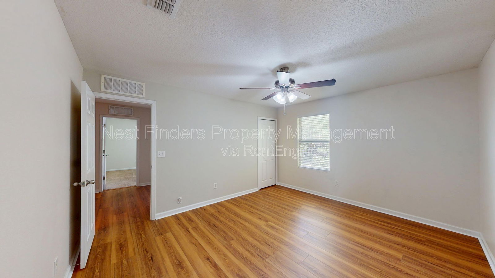 Gallery Image 19
