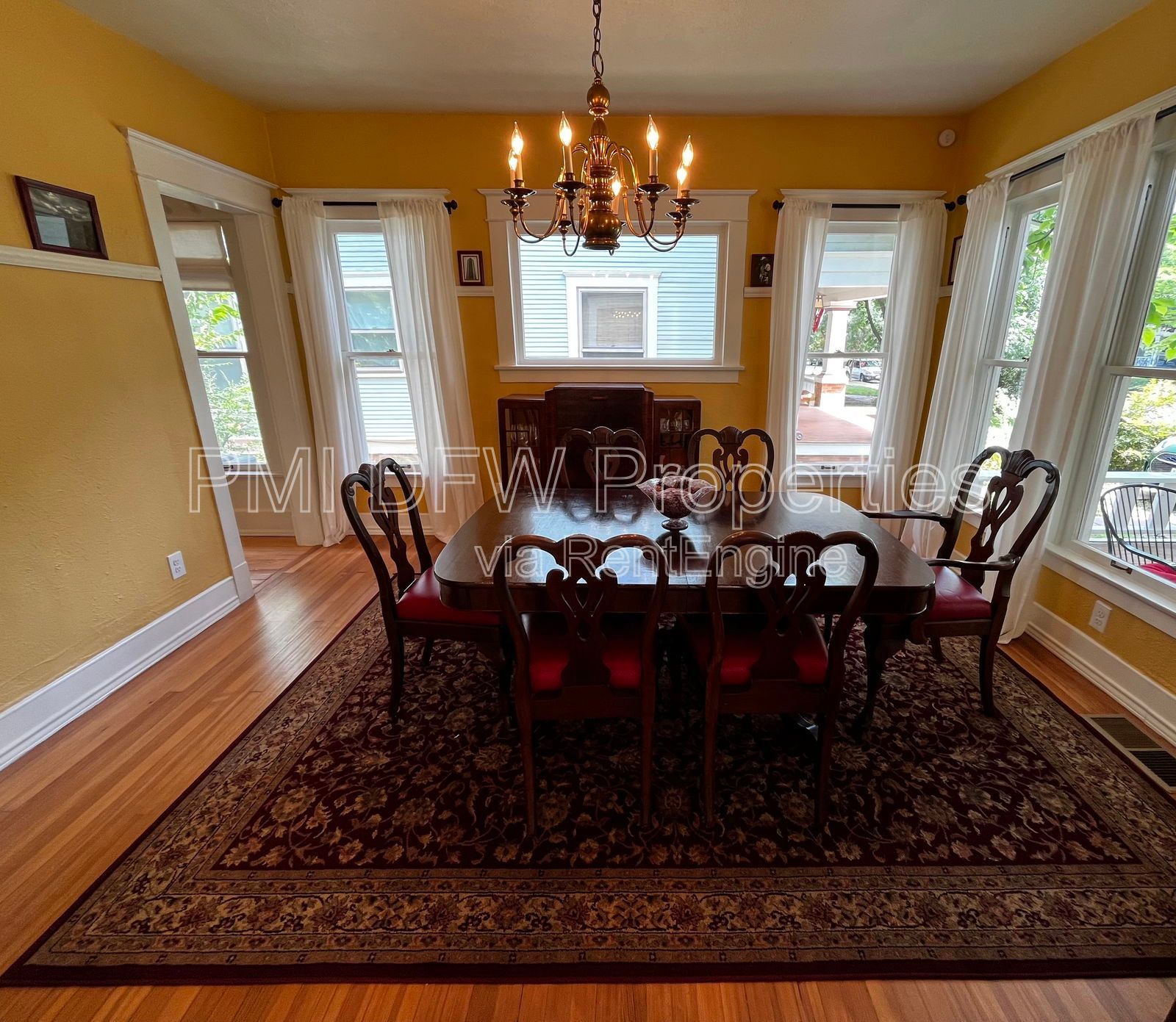 Gallery Image 59